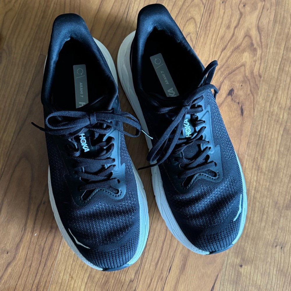 Hoka ARAHI 7 women’s Black Running Shoes size 10b - Picture 3 of 10